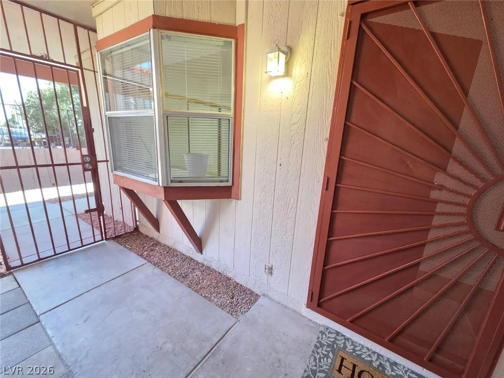 449 Lamb, Las Vegas, NV 89110