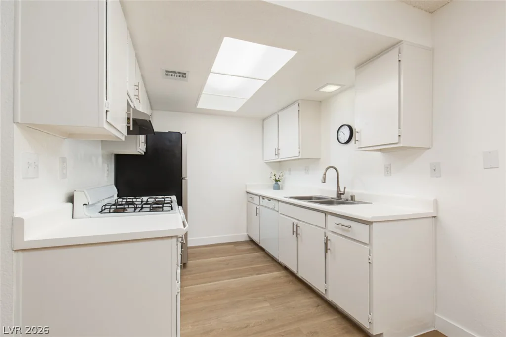 449 Lamb, Las Vegas, NV 89110