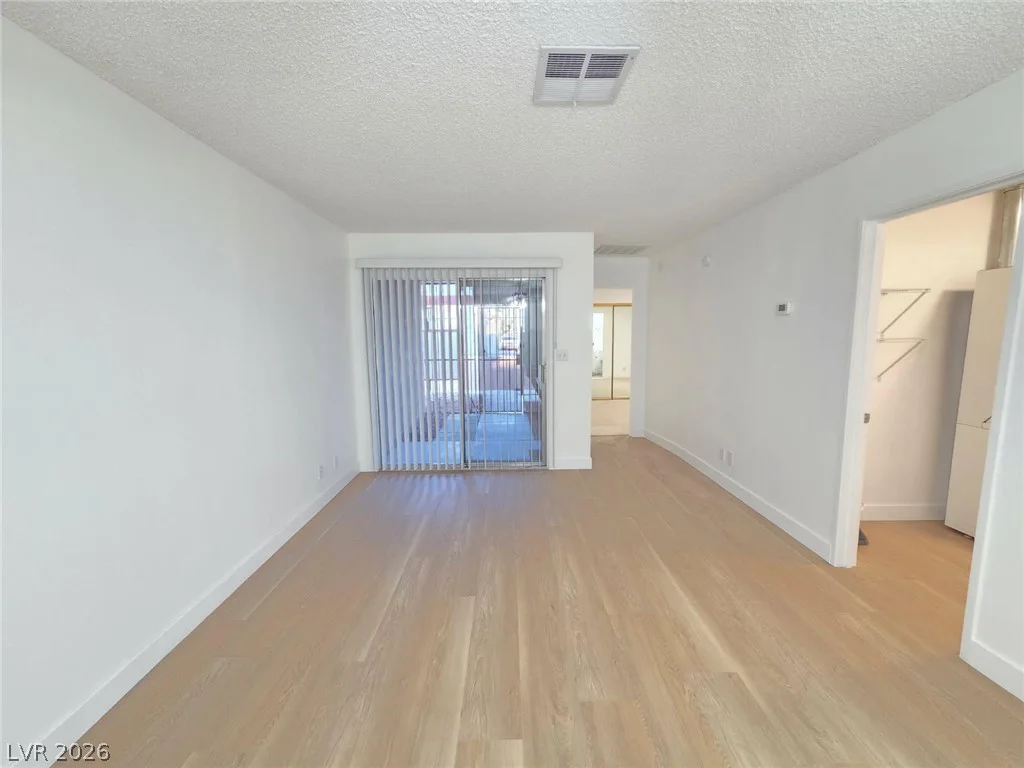 449 Lamb, Las Vegas, NV 89110