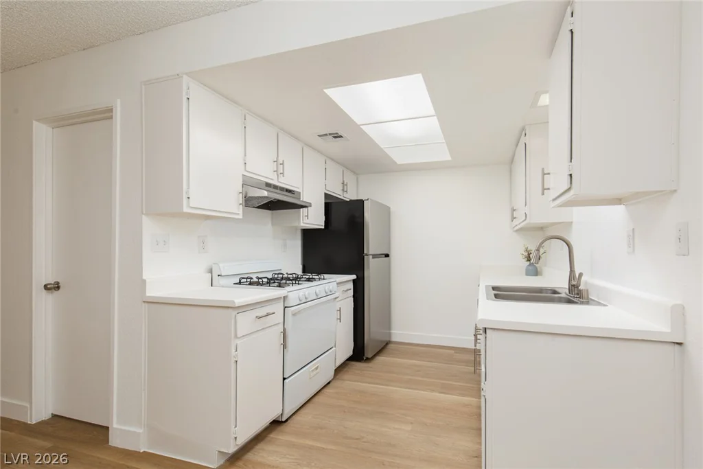449 Lamb, Las Vegas, NV 89110