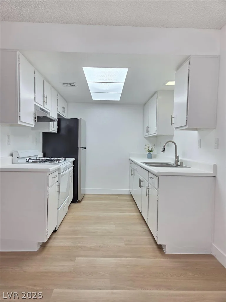 449 Lamb, Las Vegas, NV 89110