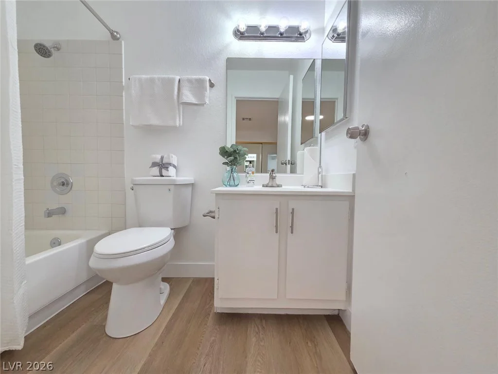 449 Lamb, Las Vegas, NV 89110
