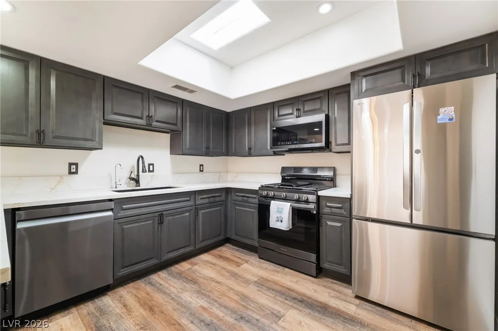 3750 Pilgrim, Las Vegas, NV 89121