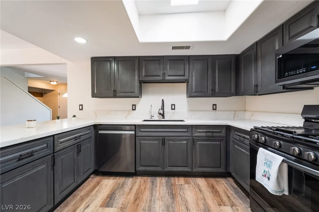 3750 Pilgrim, Las Vegas, NV 89121