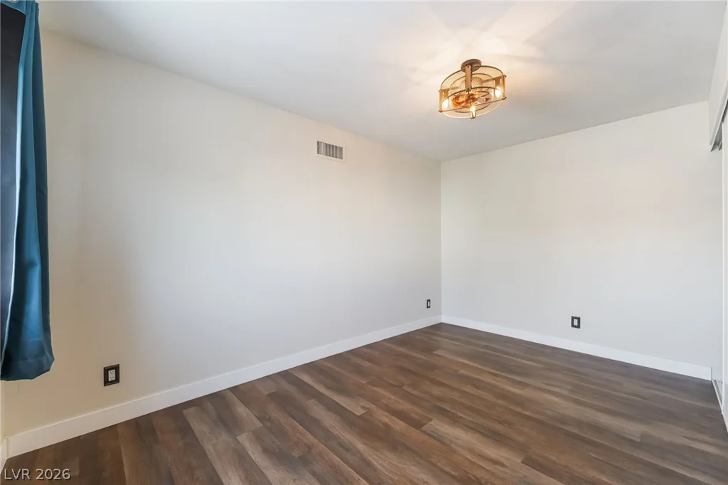 3750 Pilgrim, Las Vegas, NV 89121