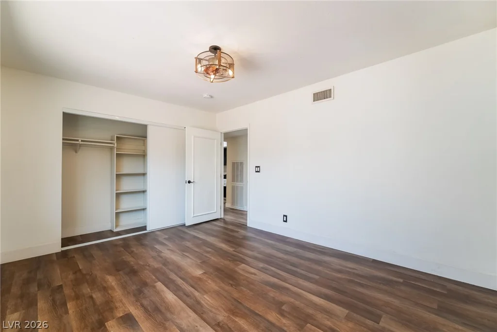 3750 Pilgrim, Las Vegas, NV 89121