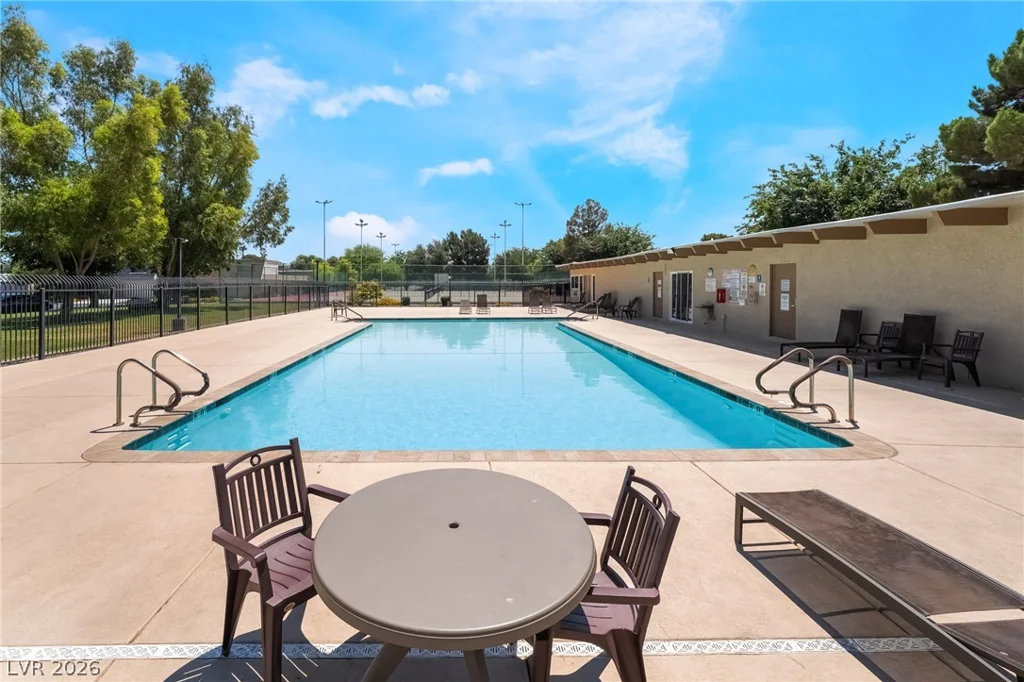 3750 Pilgrim, Las Vegas, NV 89121