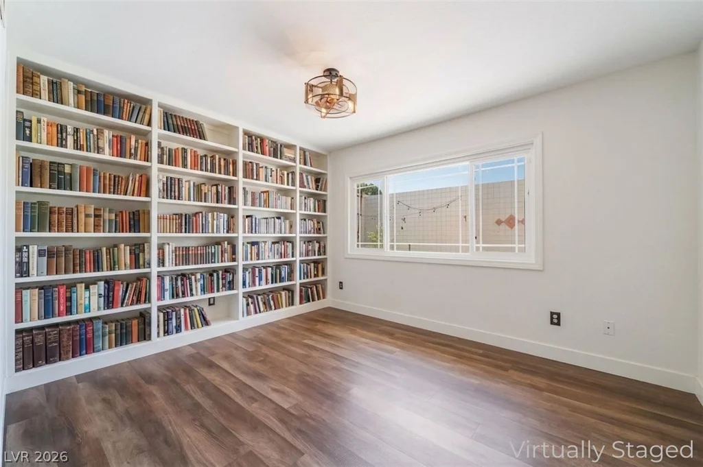 3750 Pilgrim, Las Vegas, NV 89121