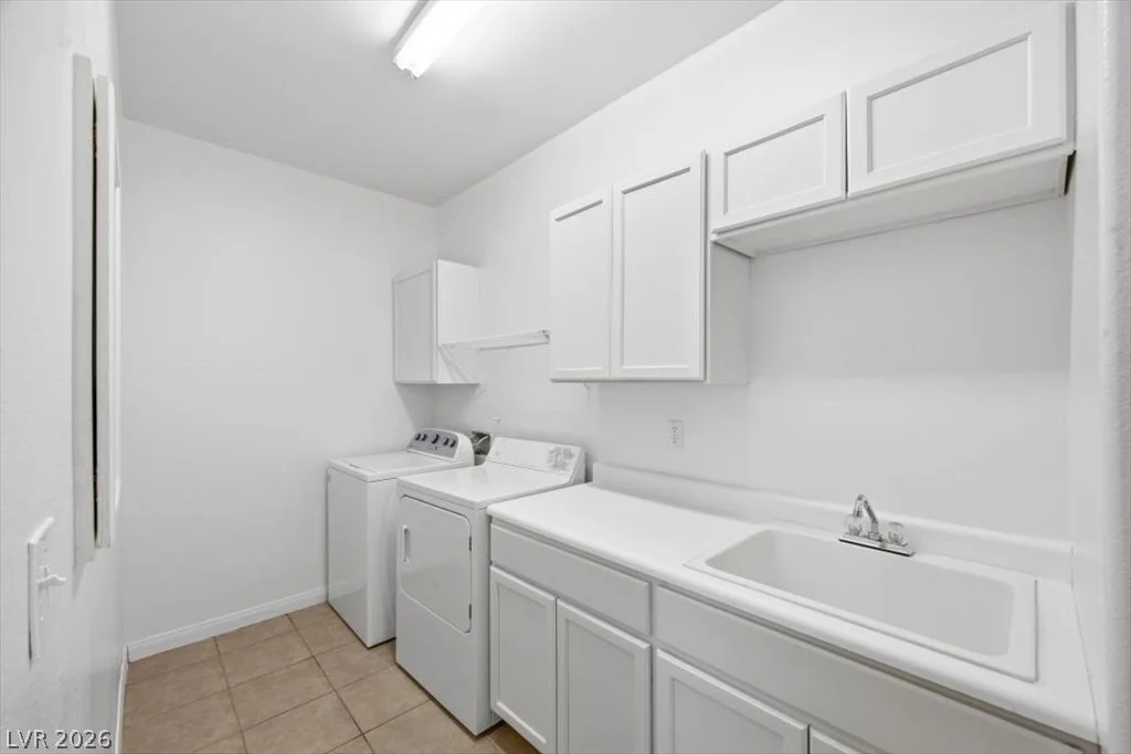 2050 Warm Springs, Henderson, NV 89014