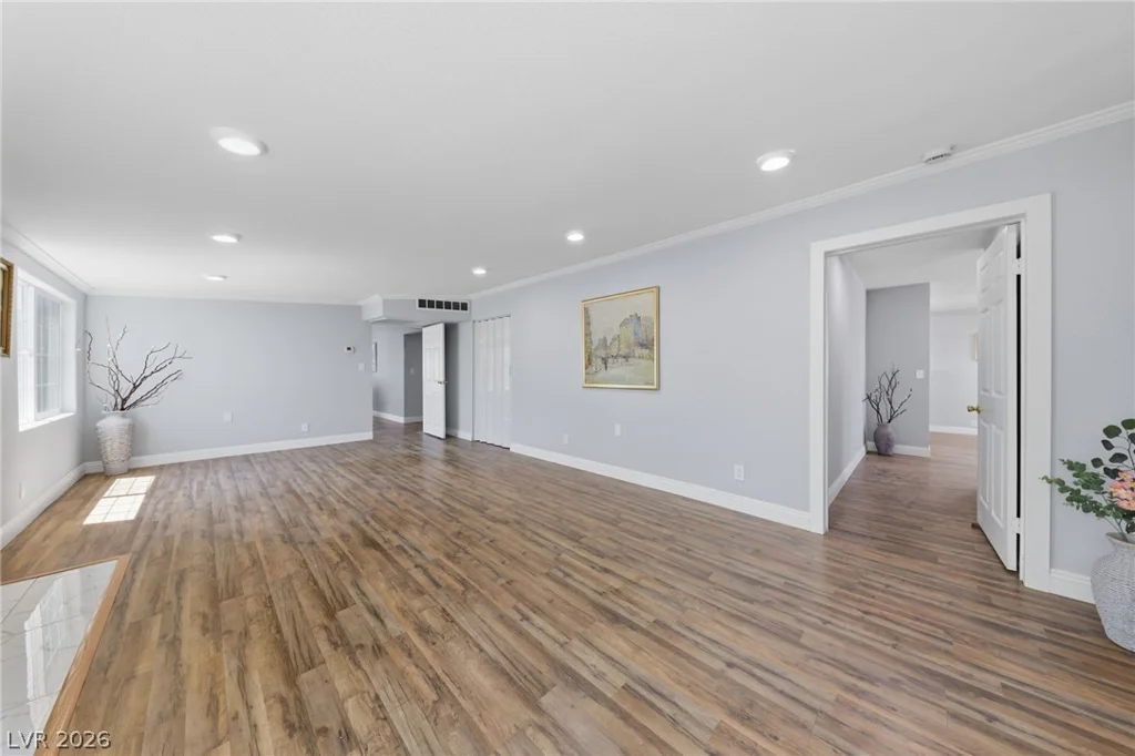 3222 Russell, Las Vegas, NV 89120