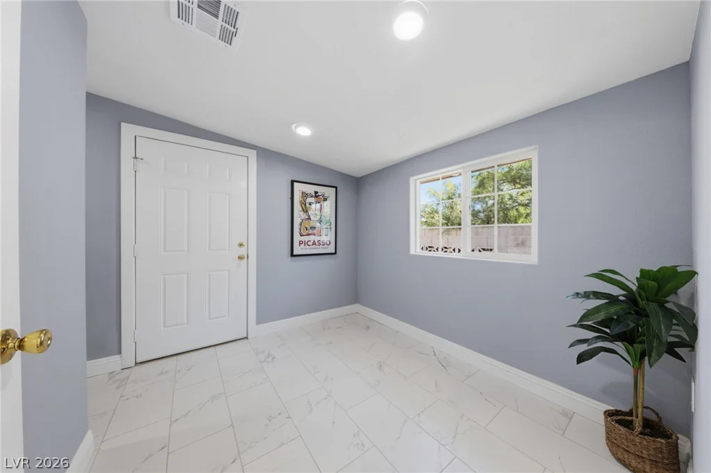 3222 Russell, Las Vegas, NV 89120