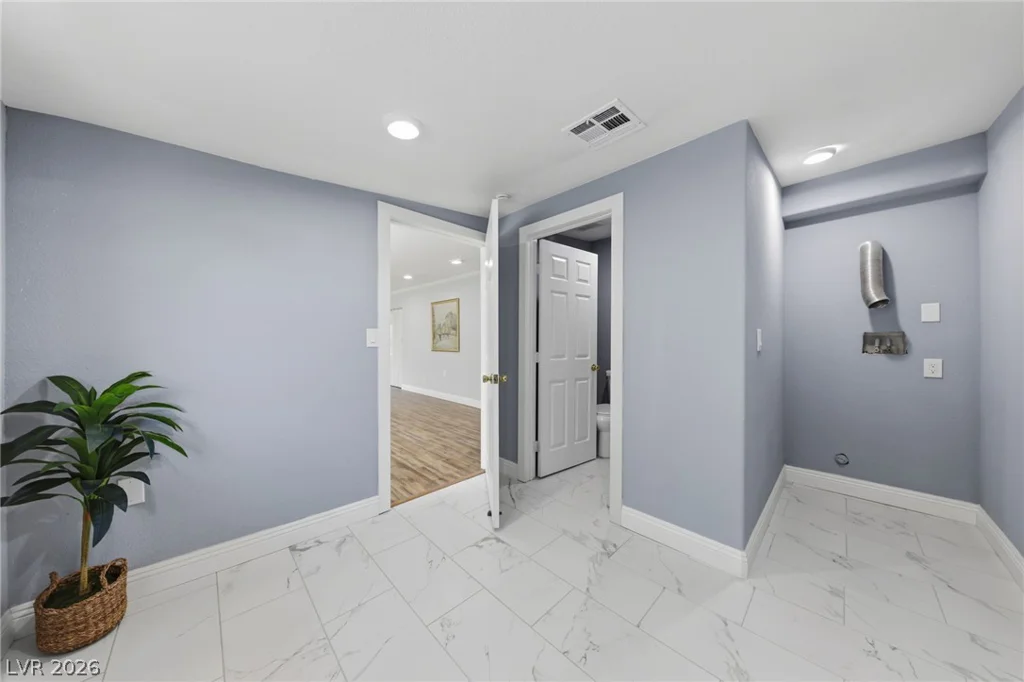3222 Russell, Las Vegas, NV 89120