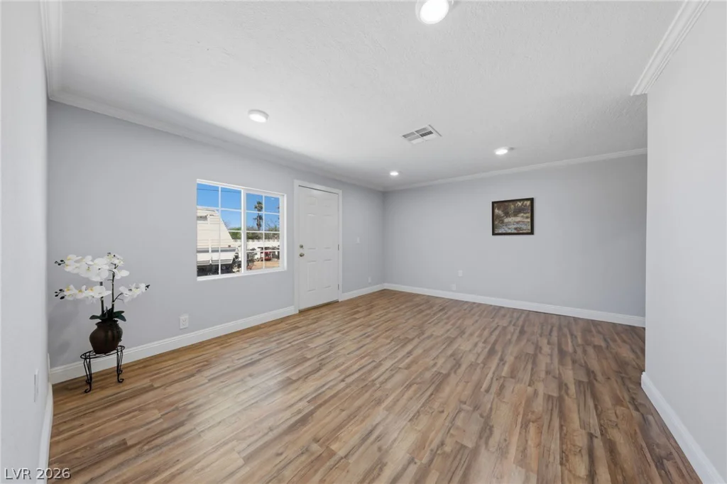 3222 Russell, Las Vegas, NV 89120