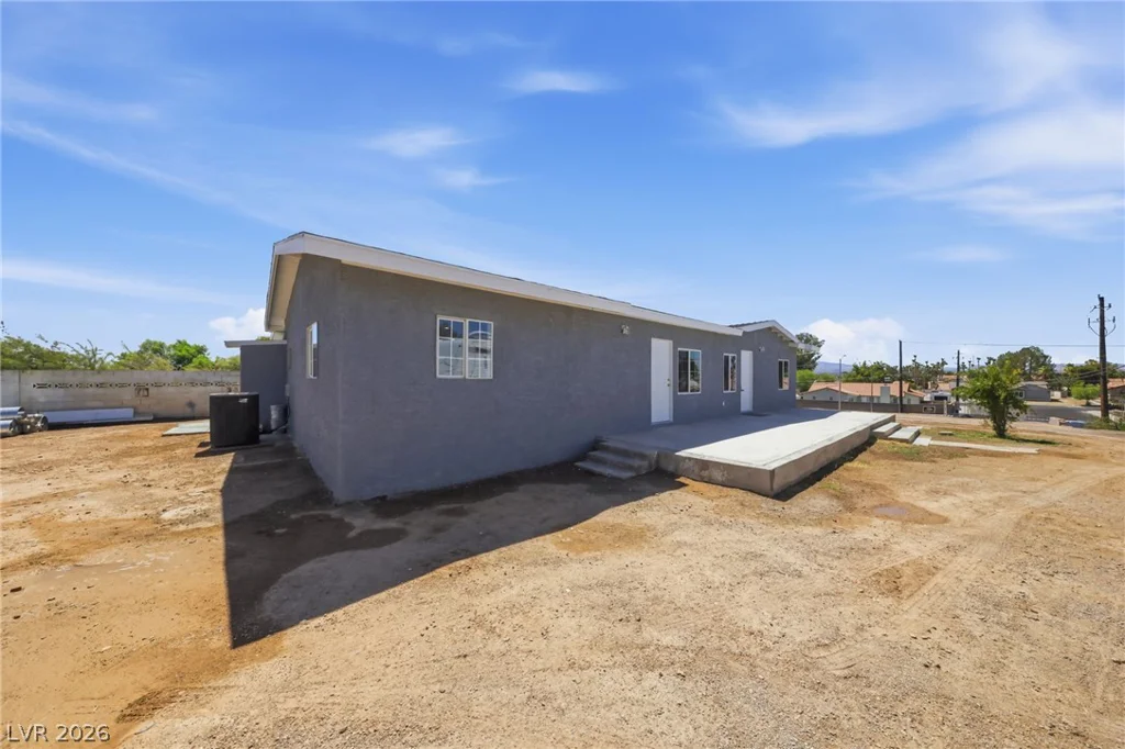 3222 Russell, Las Vegas, NV 89120
