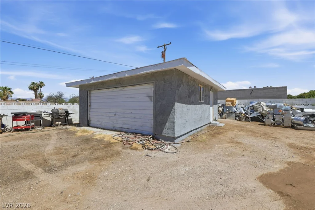 3222 Russell, Las Vegas, NV 89120