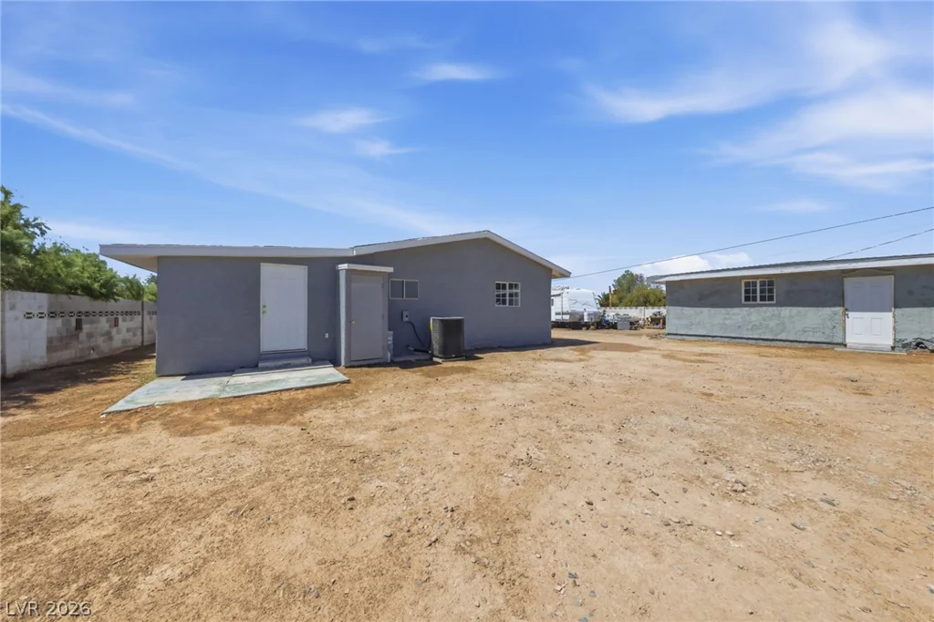 3222 Russell, Las Vegas, NV 89120