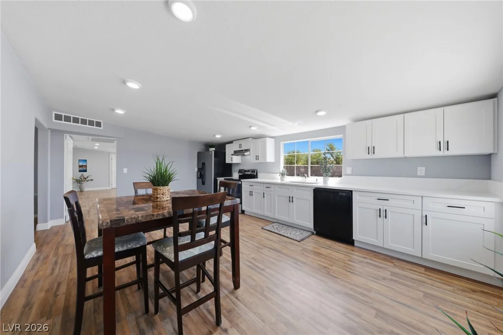3222 Russell, Las Vegas, NV 89120