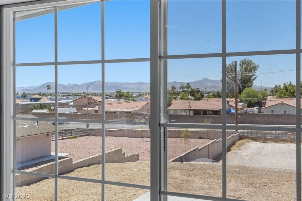 3222 Russell, Las Vegas, NV 89120