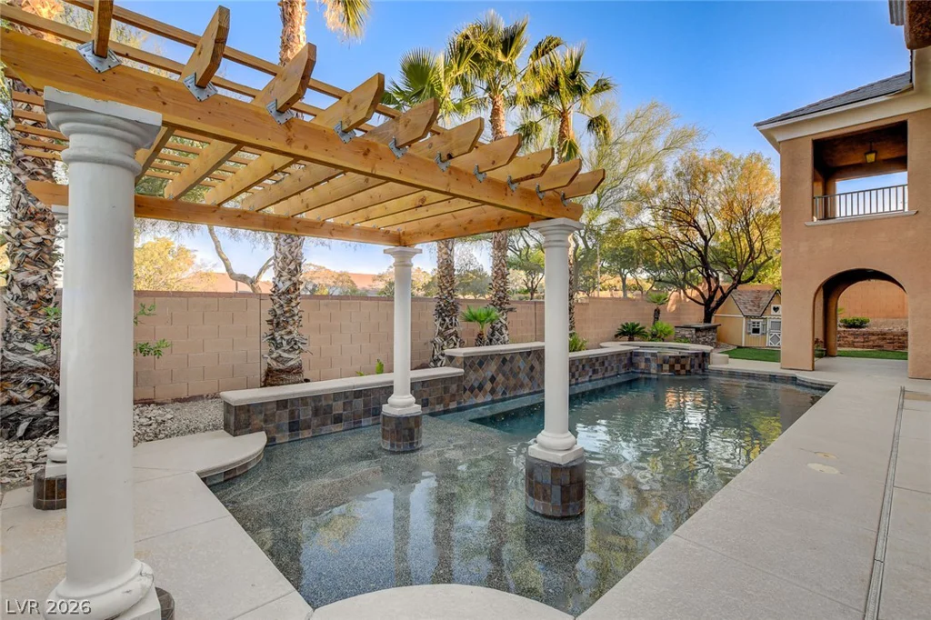 10721 BERINGER, Las Vegas, NV 89144