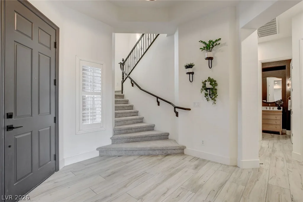 10721 BERINGER, Las Vegas, NV 89144