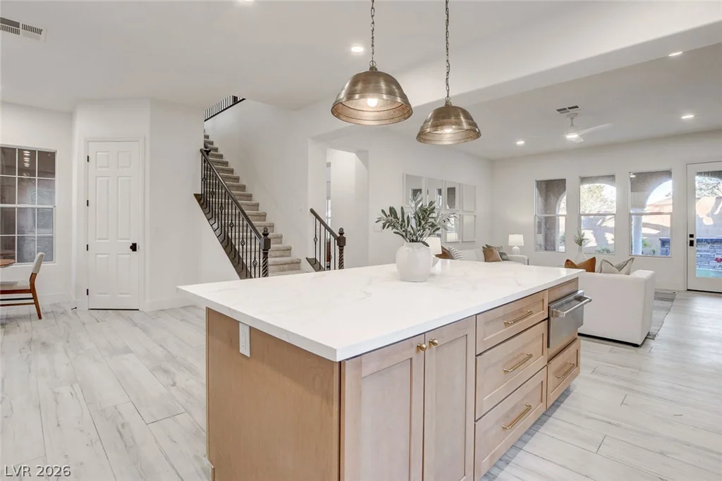 10721 BERINGER, Las Vegas, NV 89144