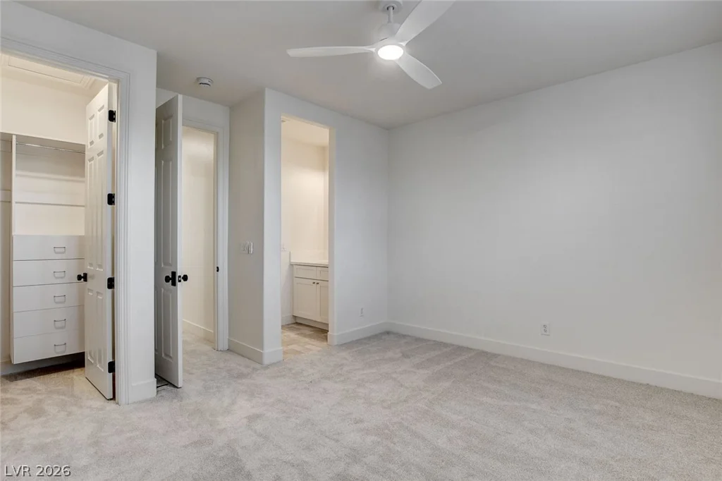 10721 BERINGER, Las Vegas, NV 89144