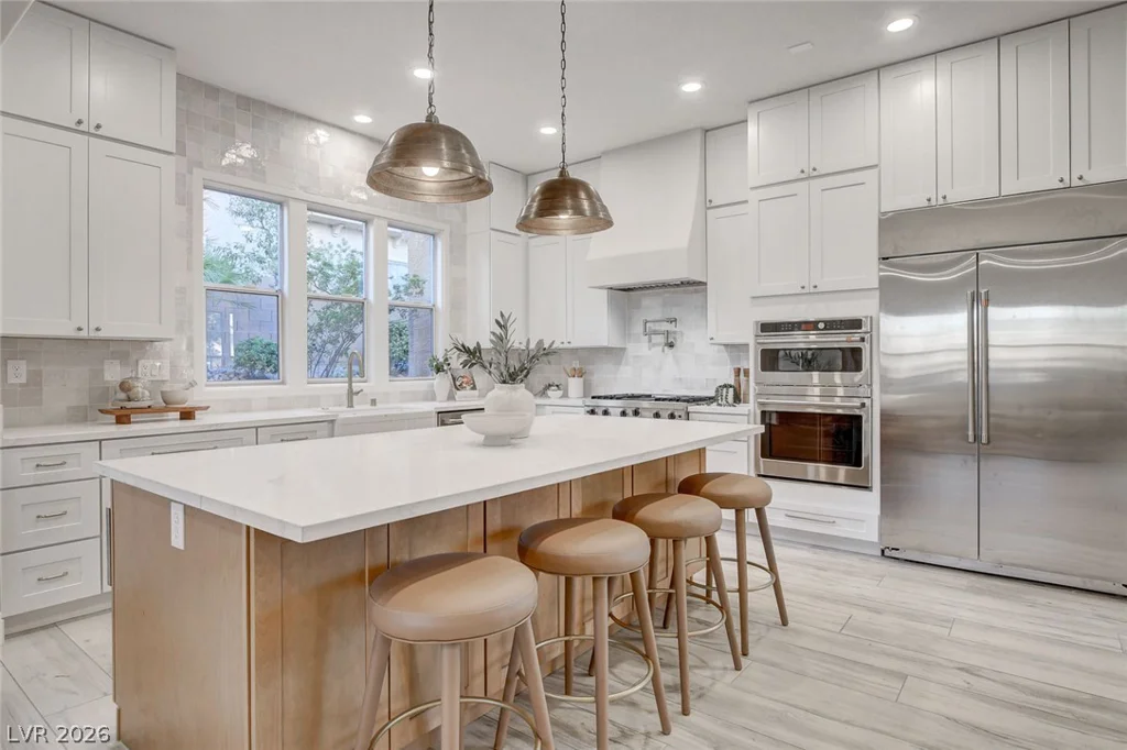 10721 BERINGER, Las Vegas, NV 89144