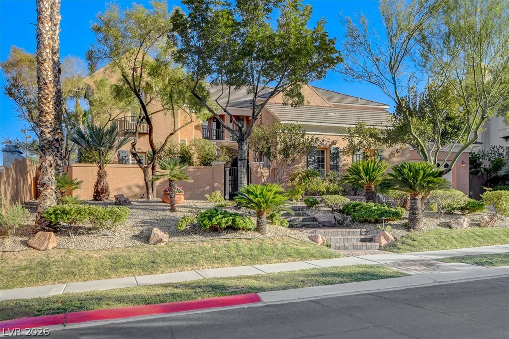 10721 BERINGER, Las Vegas, NV 89144