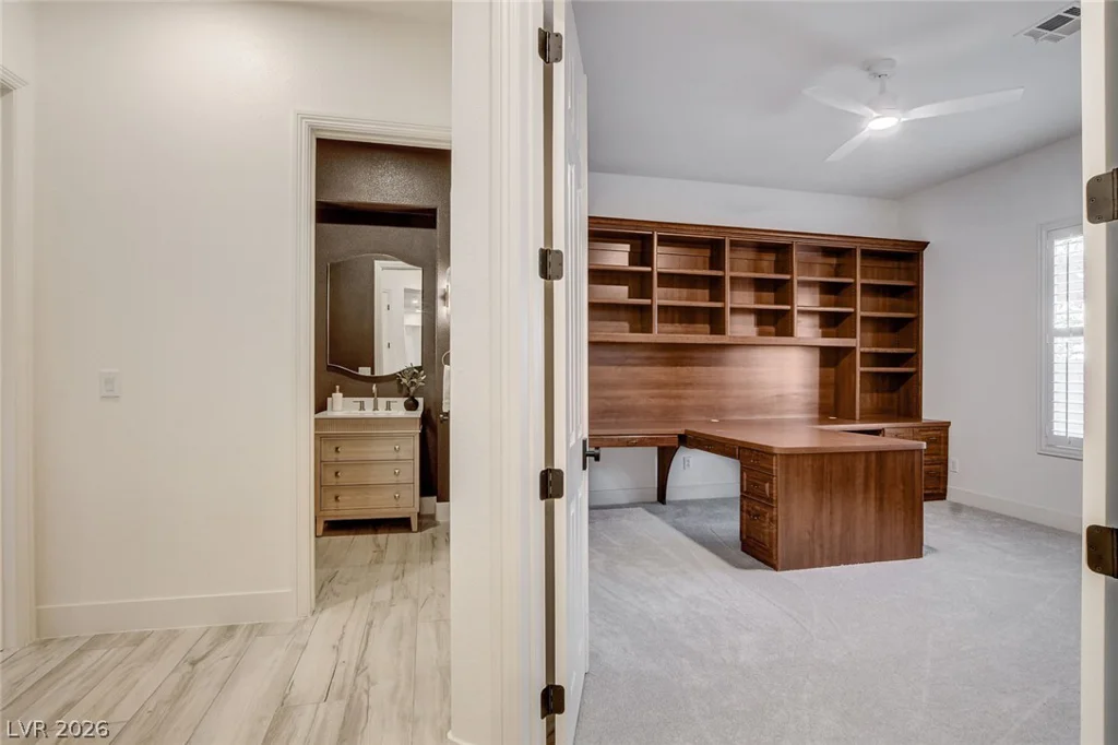 10721 BERINGER, Las Vegas, NV 89144