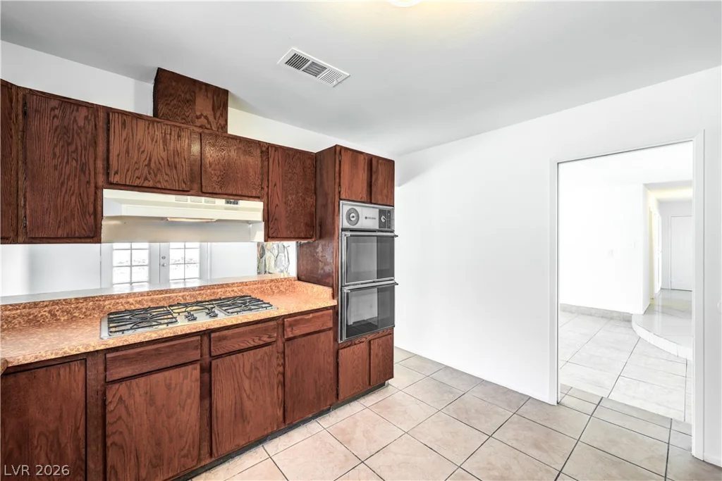 4462 Newton, Las Vegas, NV 89121