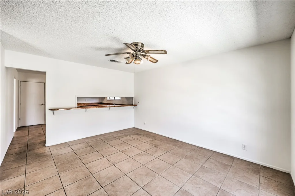 4462 Newton, Las Vegas, NV 89121