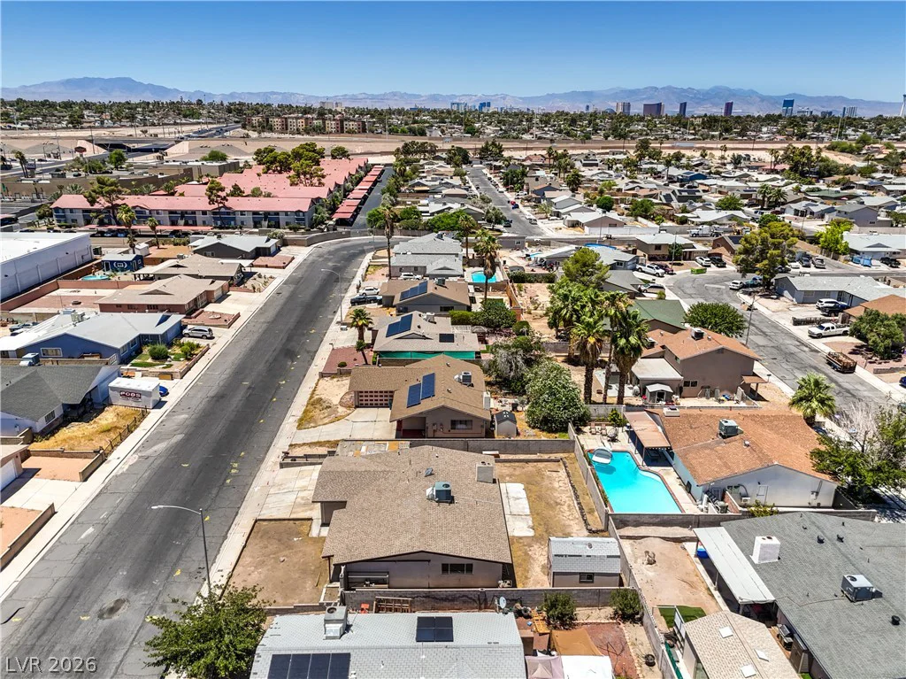 4462 Newton, Las Vegas, NV 89121