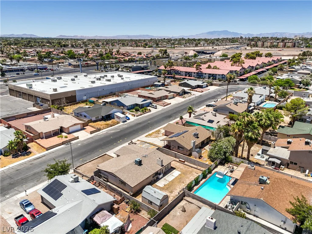 4462 Newton, Las Vegas, NV 89121