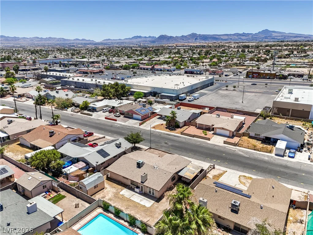 4462 Newton, Las Vegas, NV 89121
