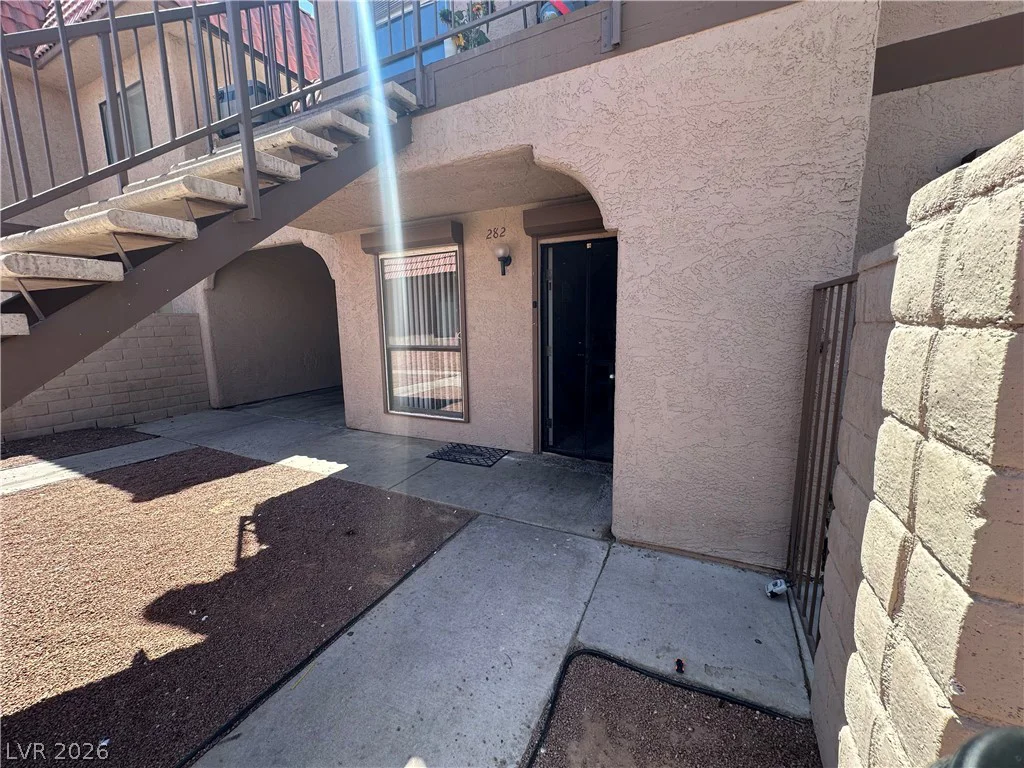 4300 Lamont, Las Vegas, NV 89115