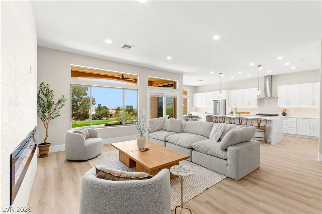 3024 Highland Falls, Las Vegas, NV 89134