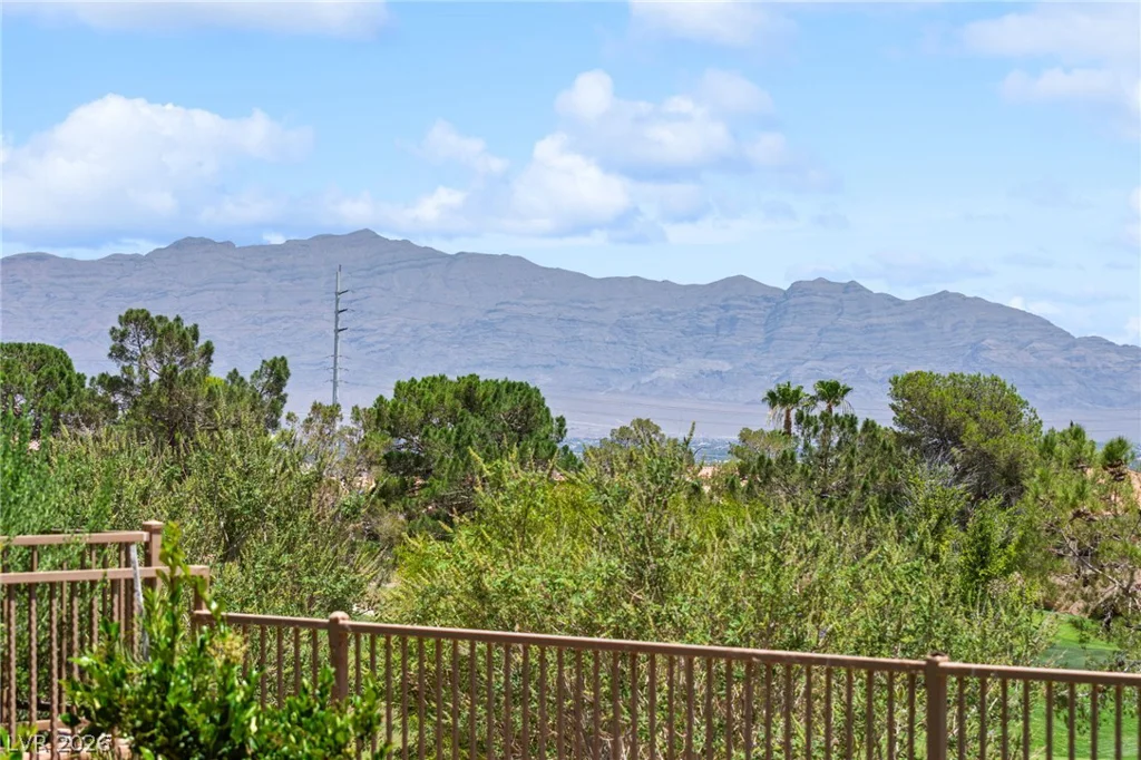 3024 Highland Falls, Las Vegas, NV 89134