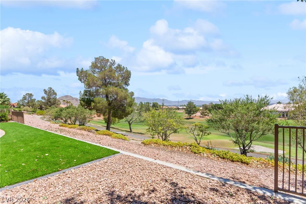 3024 Highland Falls, Las Vegas, NV 89134