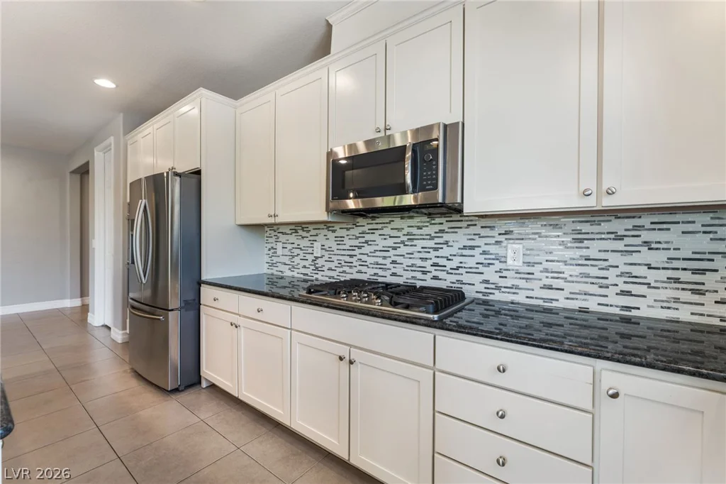 5601 Mackenzie Park, Las Vegas, NV 89130