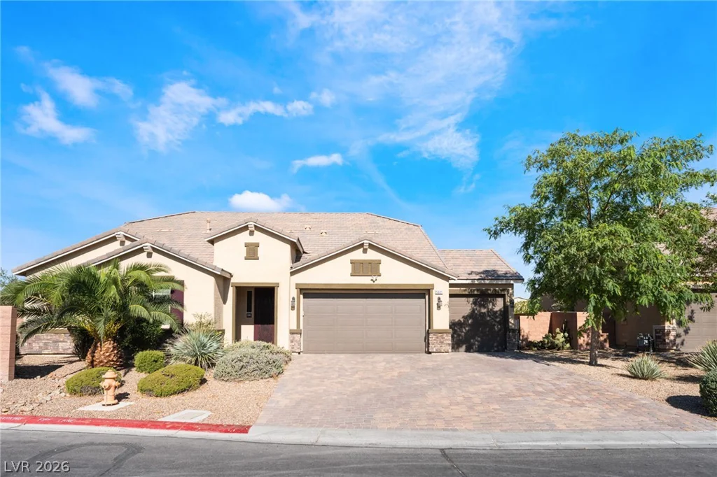 5601 Mackenzie Park, Las Vegas, NV 89130