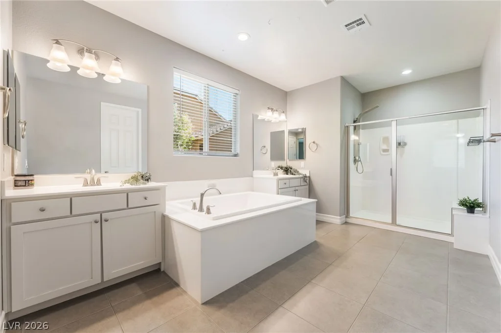 5601 Mackenzie Park, Las Vegas, NV 89130