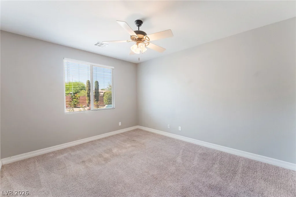 5601 Mackenzie Park, Las Vegas, NV 89130