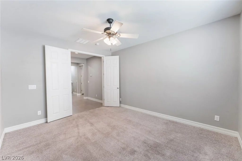 5601 Mackenzie Park, Las Vegas, NV 89130