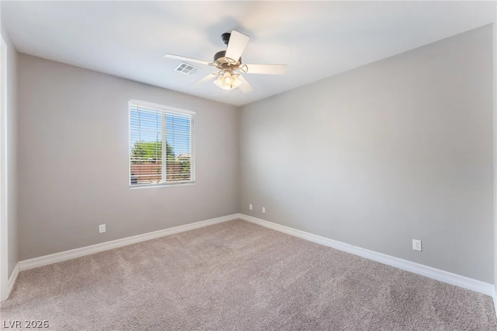 5601 Mackenzie Park, Las Vegas, NV 89130