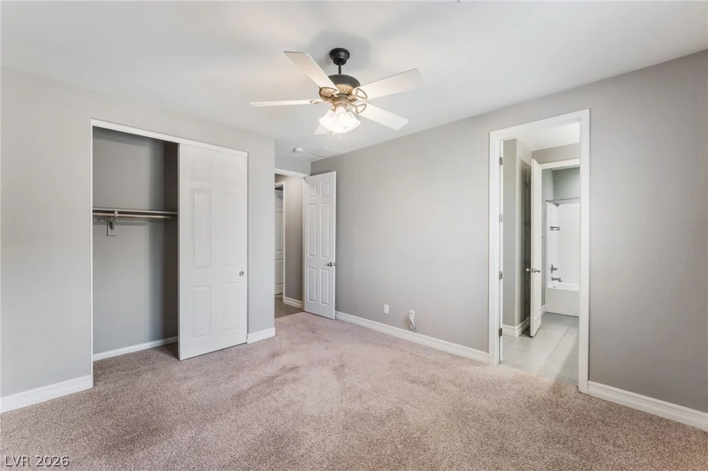 5601 Mackenzie Park, Las Vegas, NV 89130