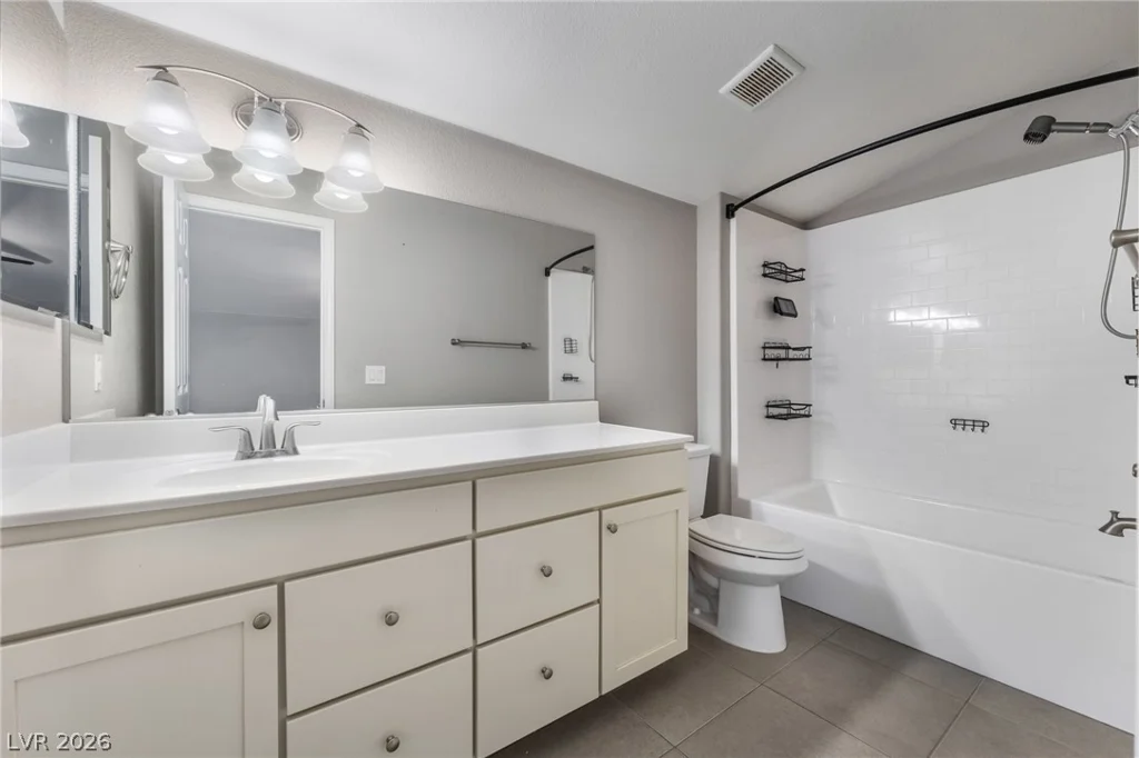5601 Mackenzie Park, Las Vegas, NV 89130