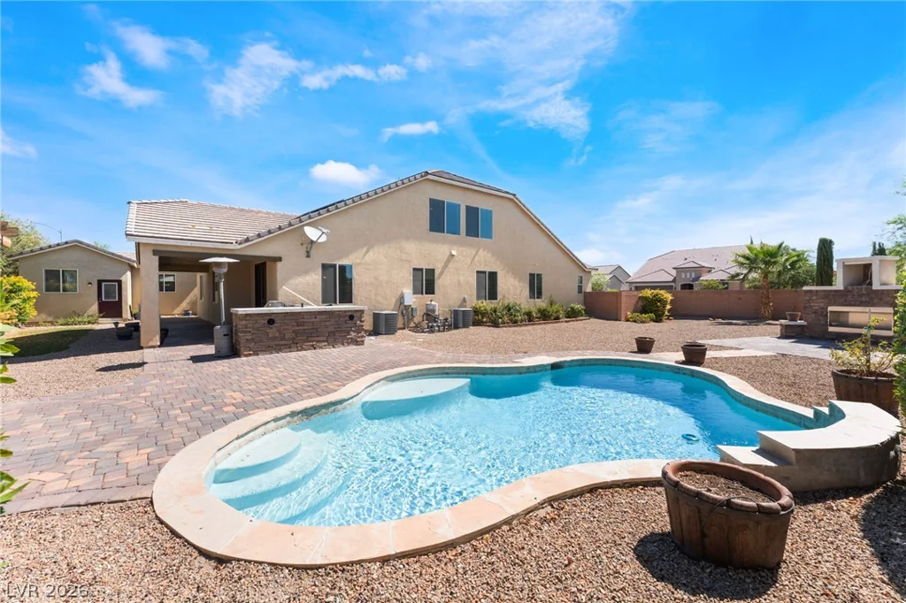 5601 Mackenzie Park, Las Vegas, NV 89130