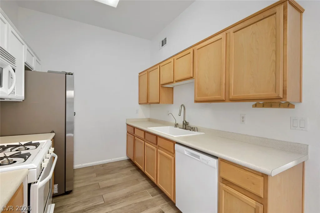 2305 Horizon Ridge, Henderson, NV 89052