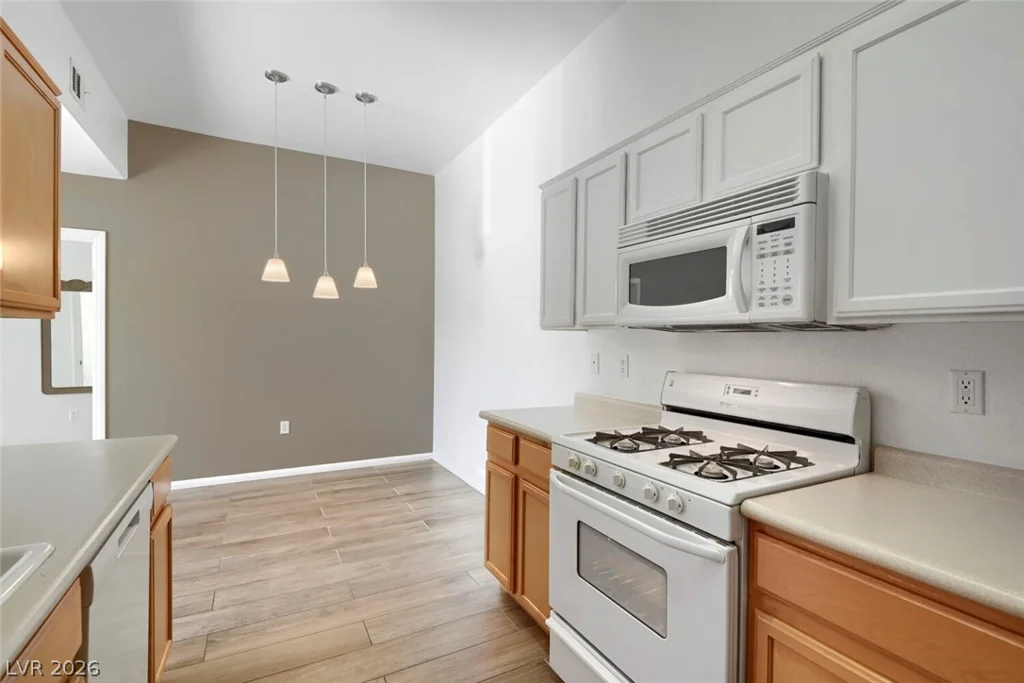 2305 Horizon Ridge, Henderson, NV 89052