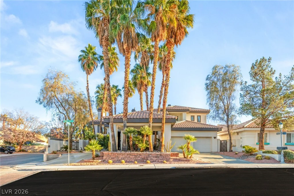 8001 Ryans Reef, Las Vegas, NV 89128